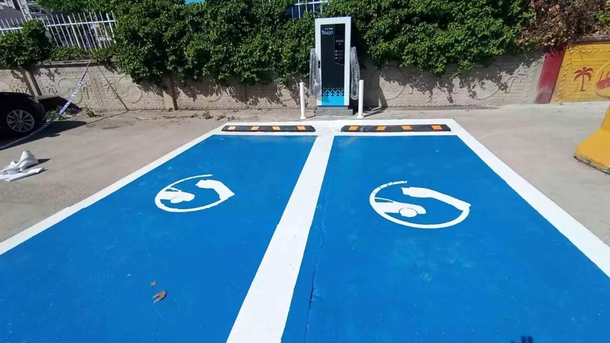 Kahta’da İlk Elektrikli Araç Şarj İstasyonu Hizmete Girdi