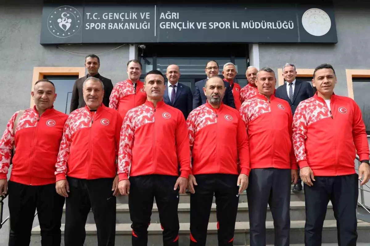 Karate Milli Takımı’ndan Çelebi’ye Ziyaret