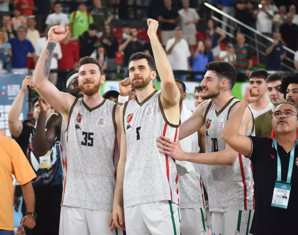 Karşıyaka, Anadolu Efes ile Erteleme Maçına Çıkıyor