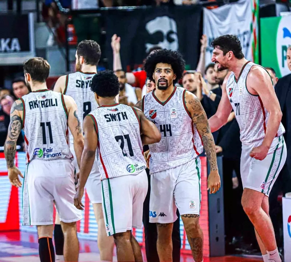 Karşıyaka Fenerbahçe ile Deplasmanda Kapışacak