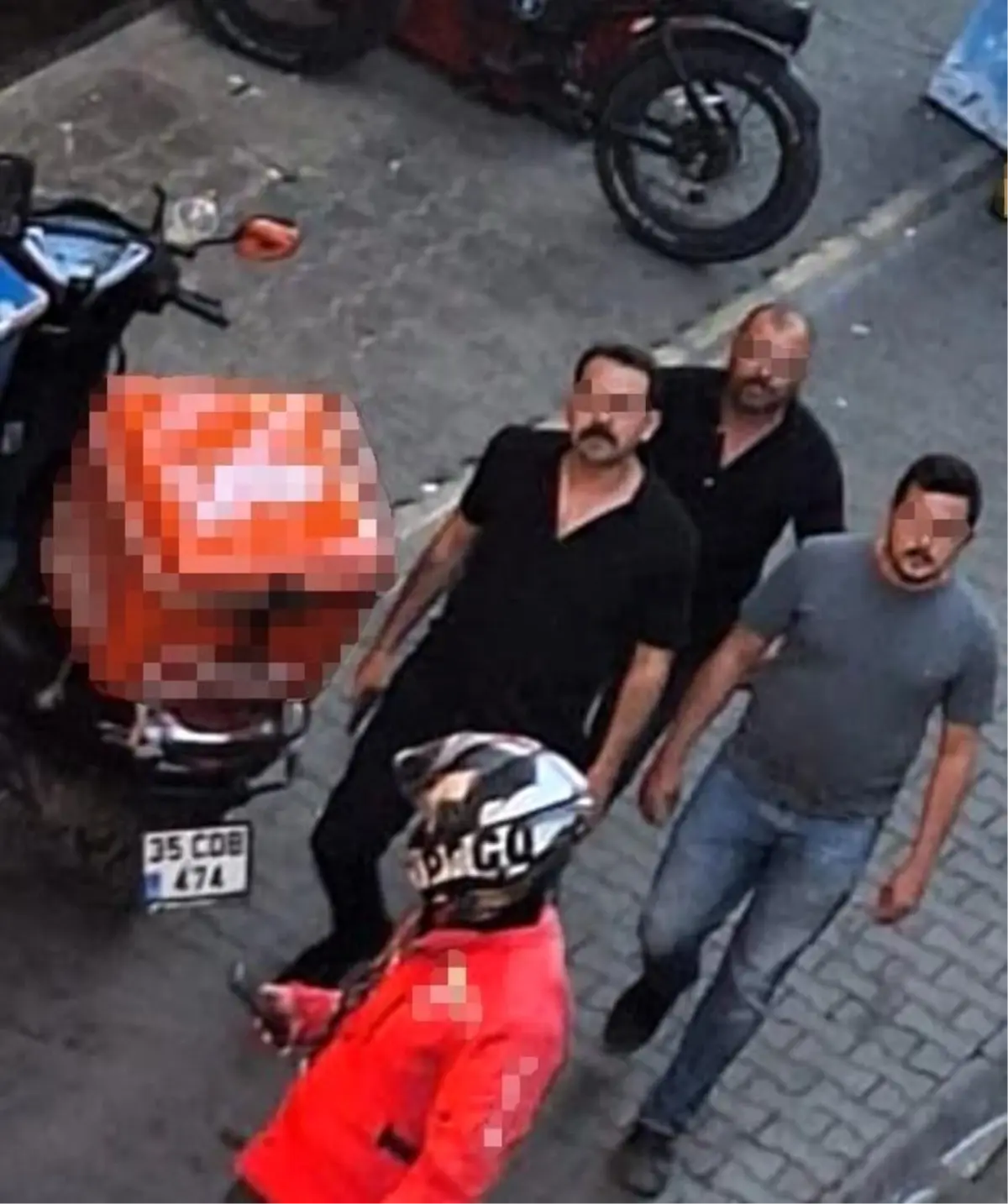 Karşıyaka’da Gerginlik: Silah Değil Telefon