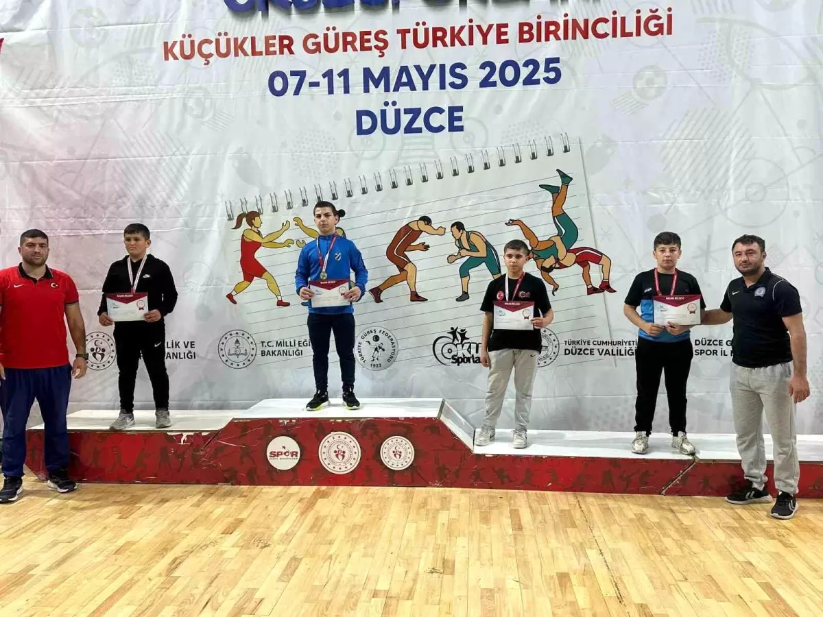 Kartepe’nin Gururu: Erdem Topçu Türkiye Şampiyonu