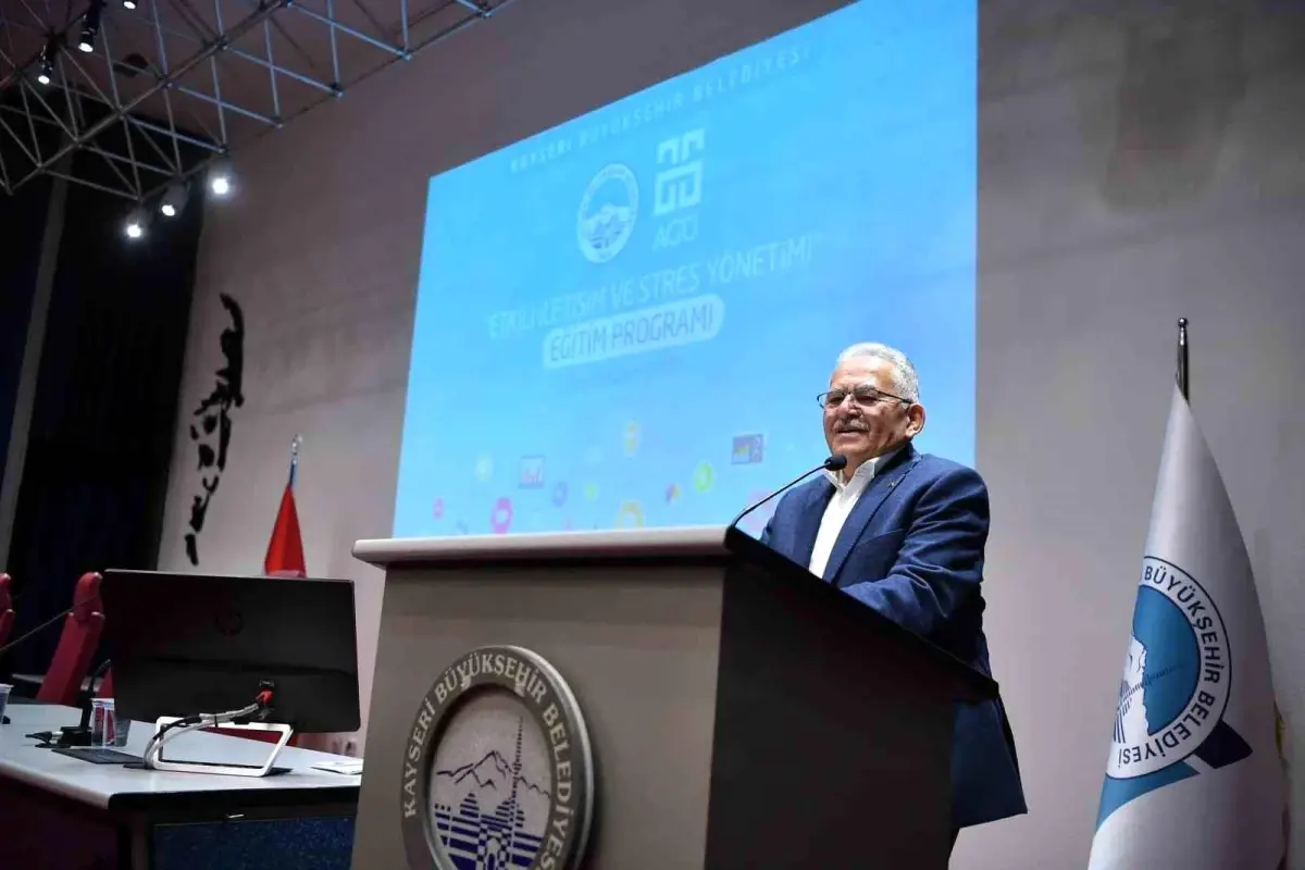 Kayseri Büyükşehir Belediyesi’nde Etkili İletişim ve Stres Yönetimi Eğitimi Düzenlendi