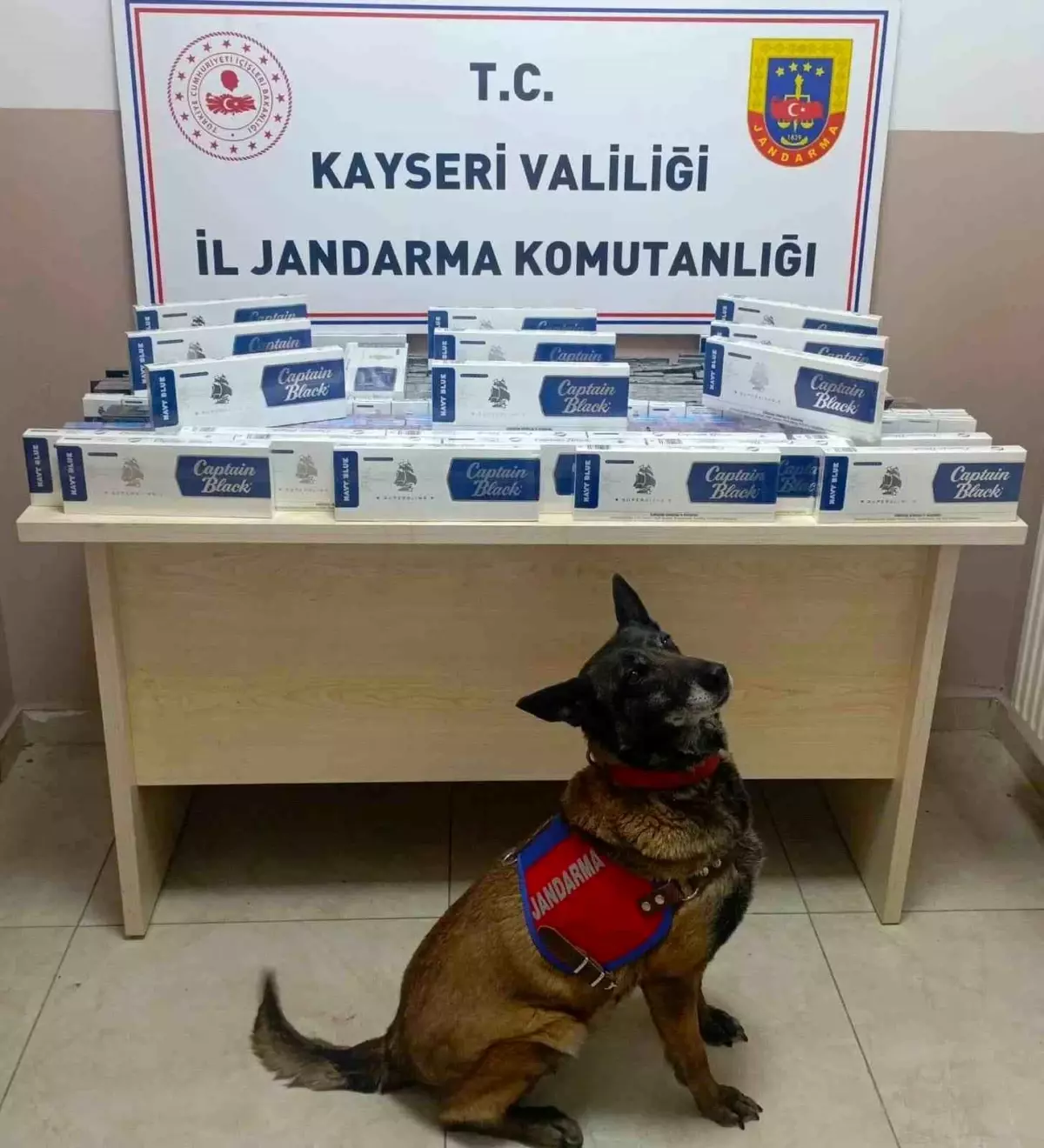 Kayseri’de Tırda Kaçak Sigara Ele Geçirildi