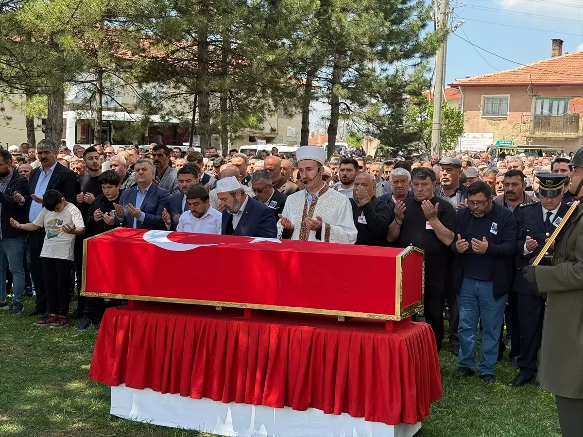 Kıbrıs Gazisi Hasan Hüseyin İncesu Son Yolculuğuna Uğurlandı
