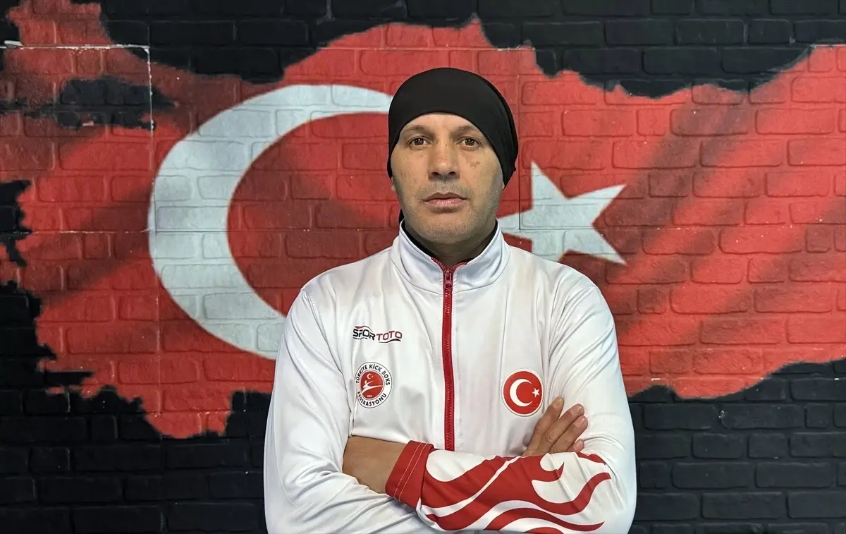 Kick Boks Ailesi: Yıldızlar Dünyaya Açılıyor