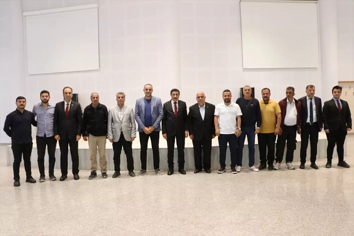 Kilis 7 Aralık Üniversitesi Rektörü Akman, basın mensuplarıyla bir araya geldi