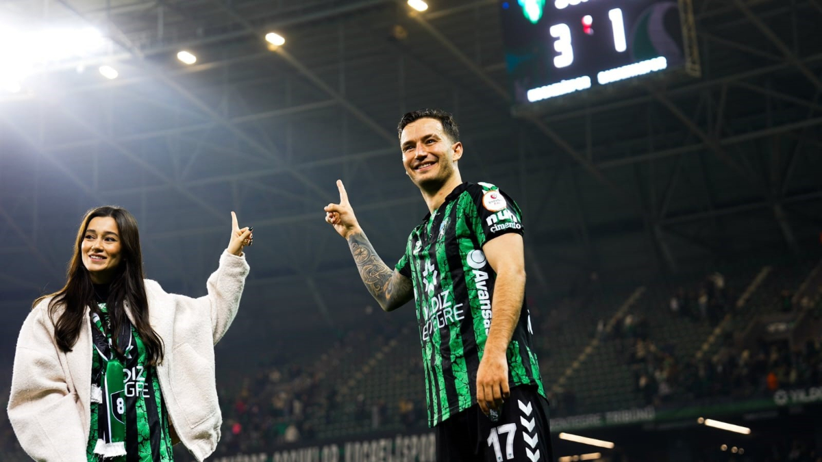 Kocaelispor’da Oğulcan Çağlayan, yenilgiler için taraftardan özür diledi