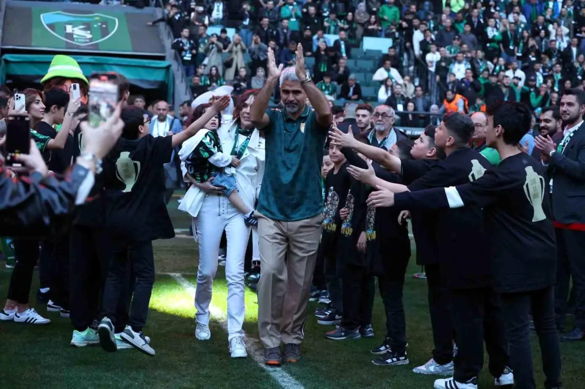 Kocaelispor’da Teknik Direktör Ayrılığı