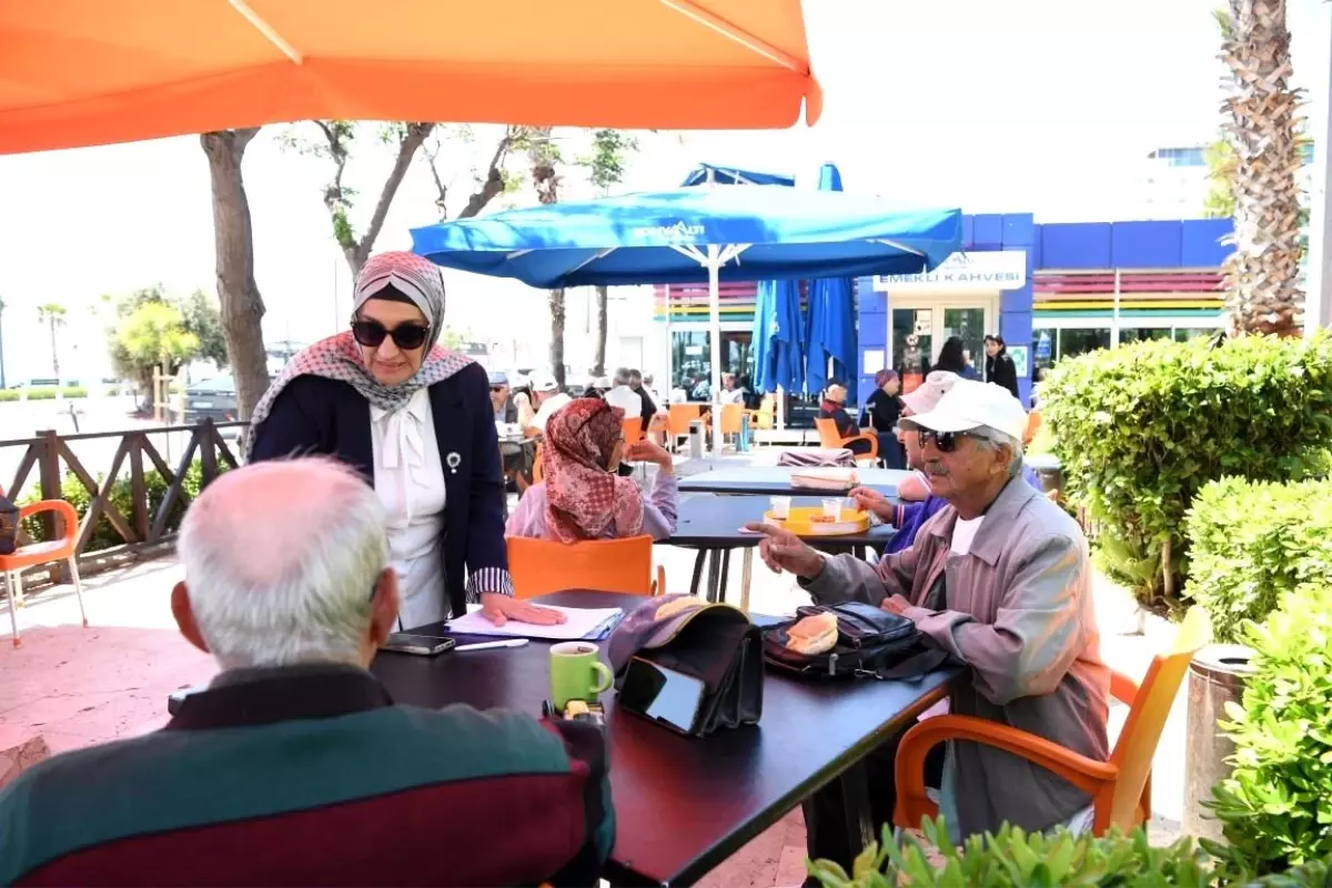 Konyaaltı Belediyesi’nden Emeklilere Özel ‘Emekli Kart’ Projesi
