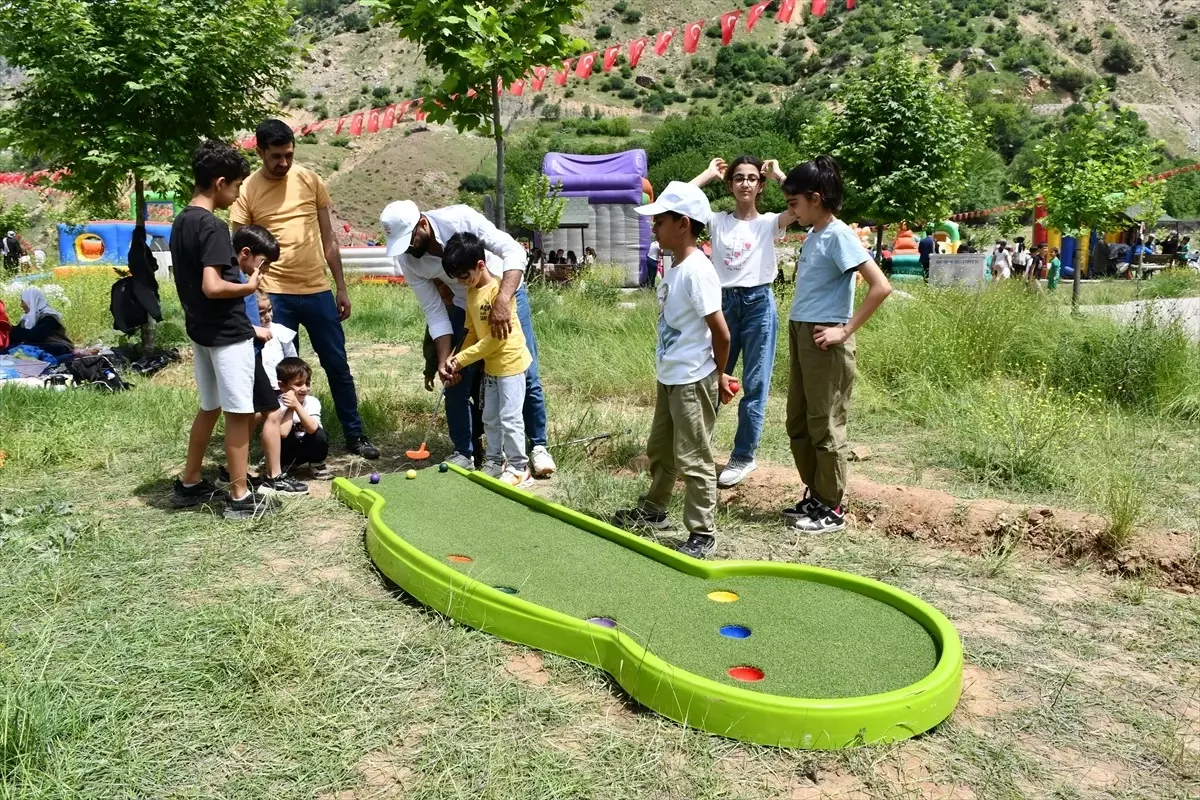 Kozluk’ta Bahar Şenliği ve Rafting Heyecanı