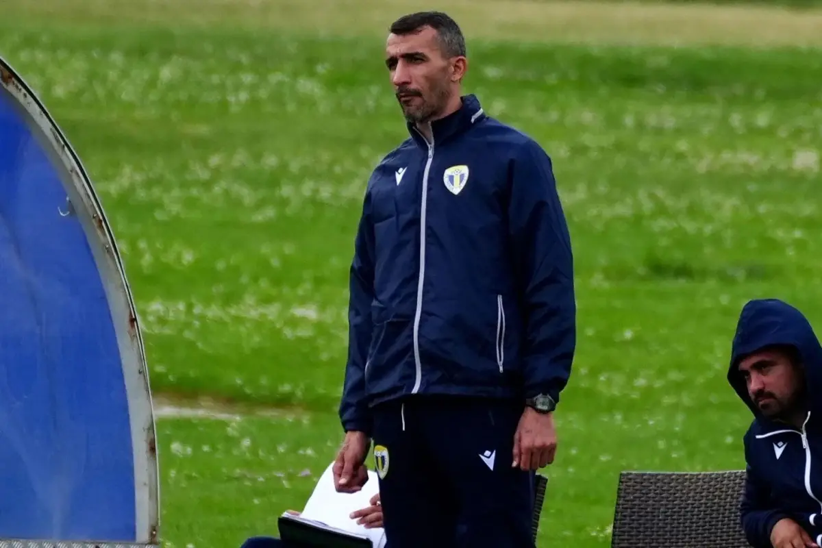 Küme düşme riski olan takımını üçüncü yaptı! Mehmet Topal’a üst üste talipler