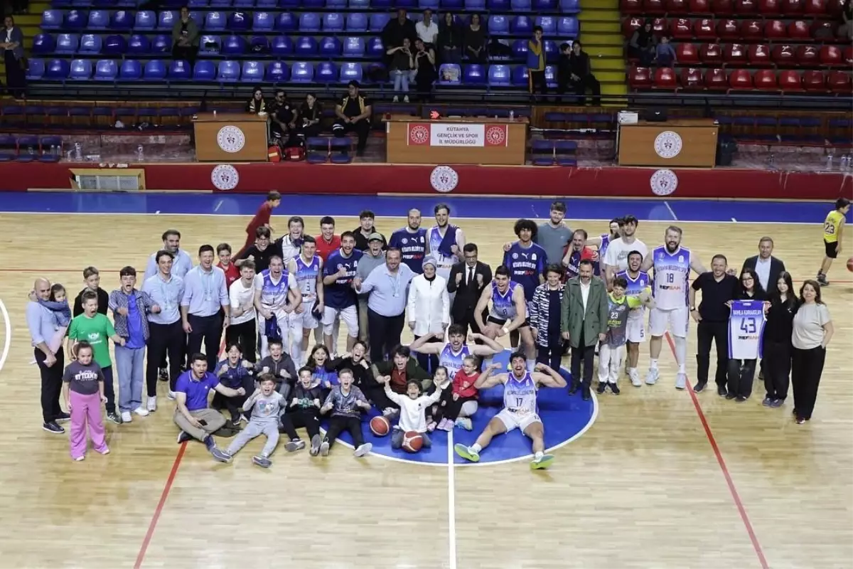 Kütahya Belediyespor, Play-Off Yolunda Önemli Galibiyet Aldı