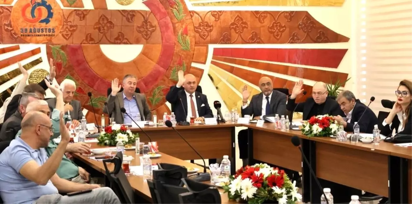 Kütahya’da ’30 Ağustos OSB Genel Kurulu Toplantısı’ yapıldı, yeni dönem için hedefler belirlendi