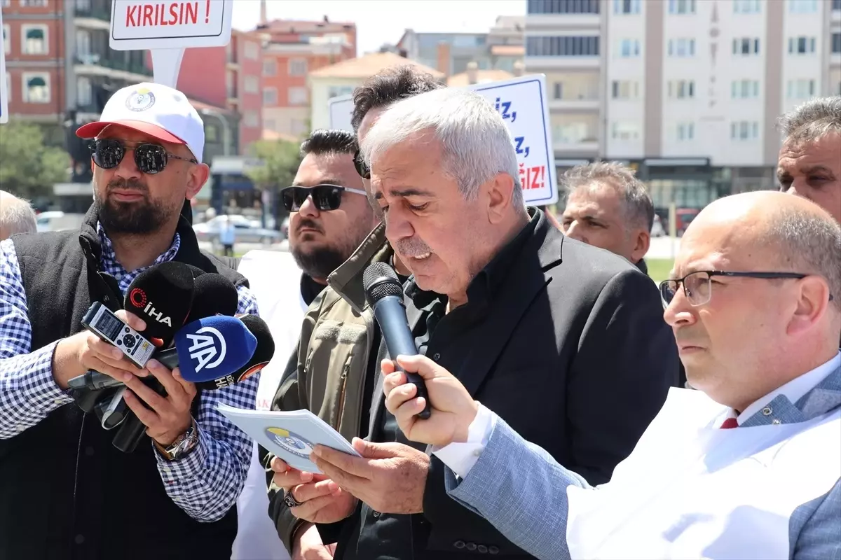 Kütahya’da İşten Çıkarma Protestosu