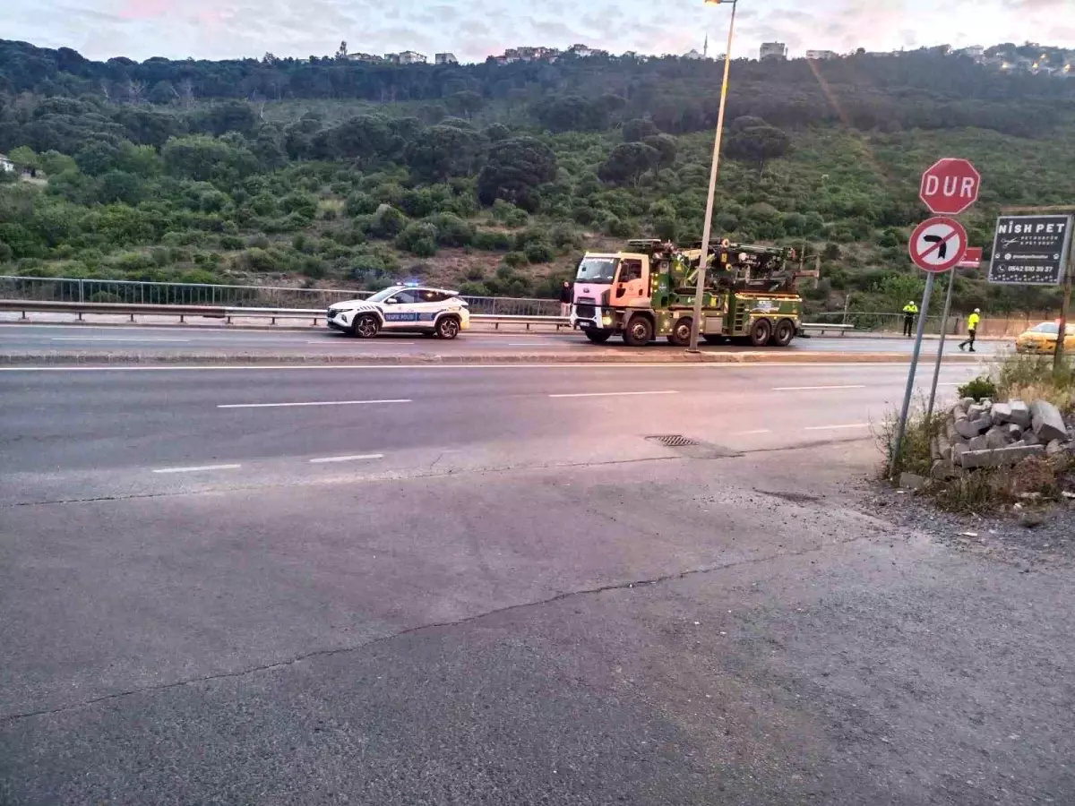 Maltepe’de Otomobil Gölete Uçtu