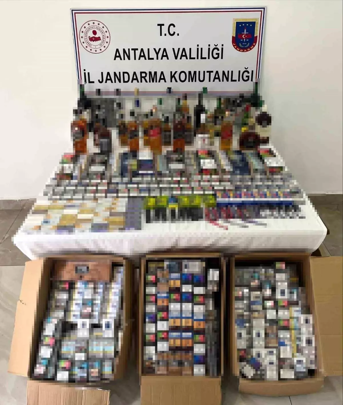 Manavgat’ta Kaçak Ürün Operasyonu