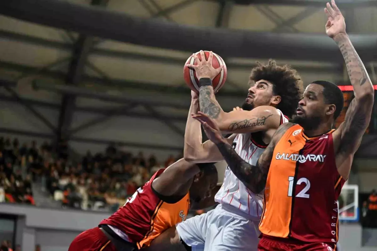 Manisa Basket, Galatasaray’ı Farkla Yendi