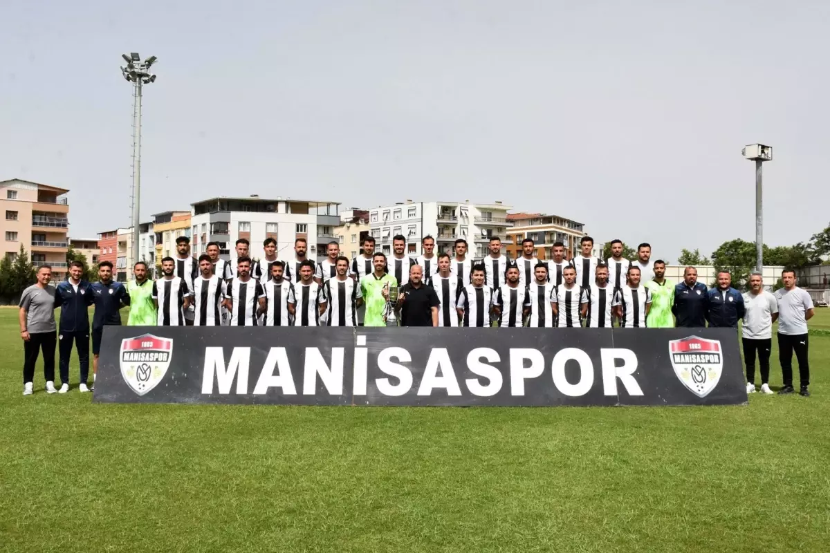 Manisaspor Şampiyonluk Kupasını Aldı