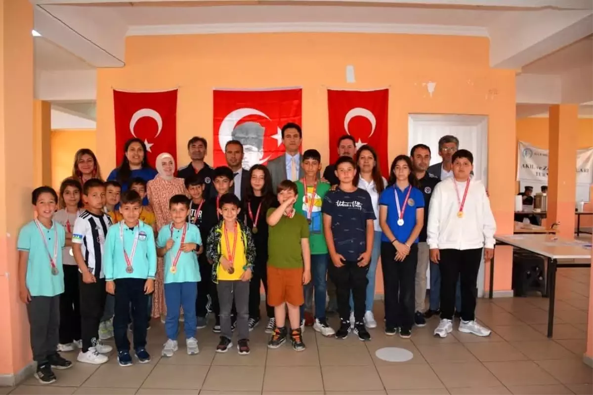 Mavi Yeşil Okullar Satranç Turnuvası Tamamlandı