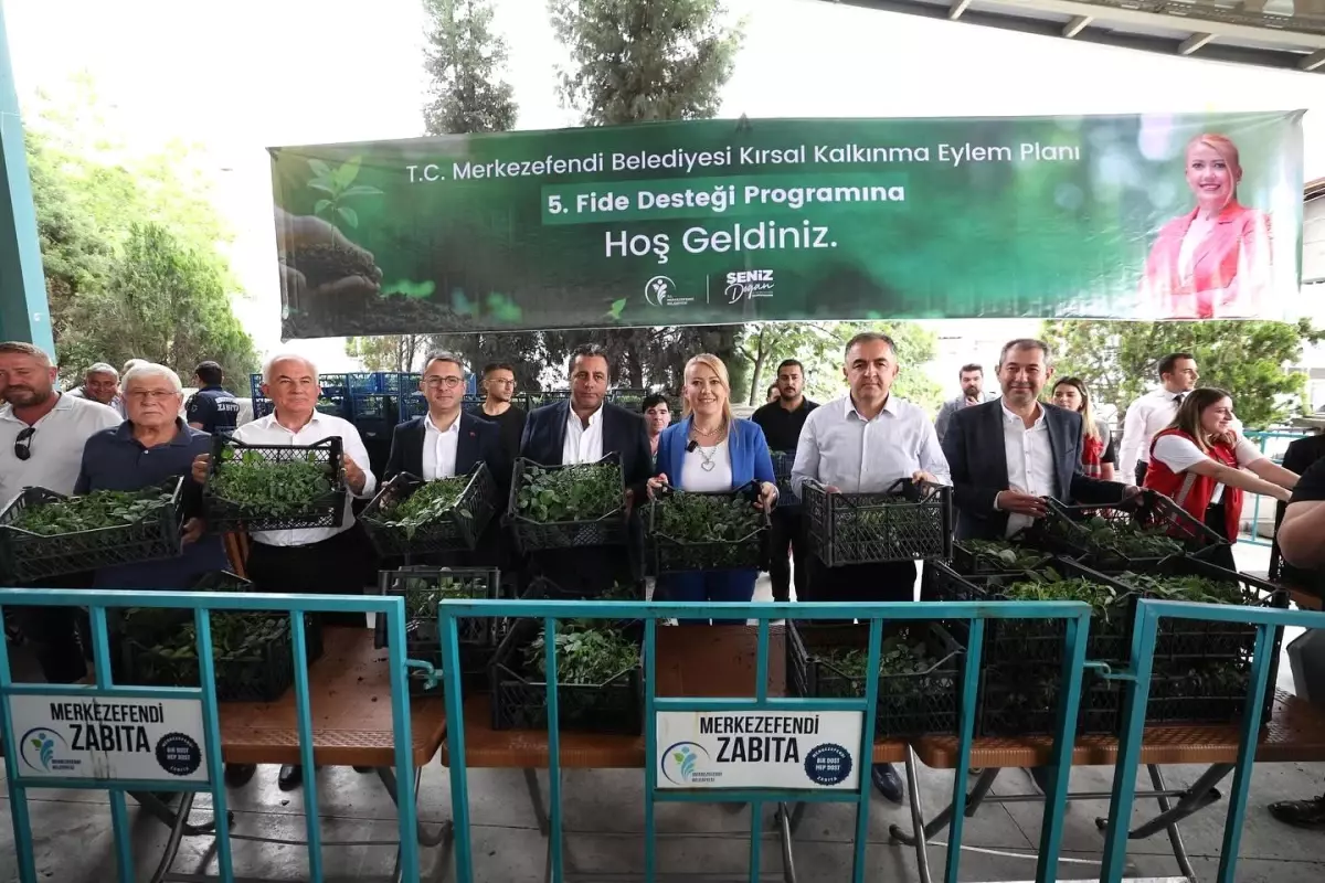 Merkezefendi Belediyesi’nden Çiftçilere Fide Desteği