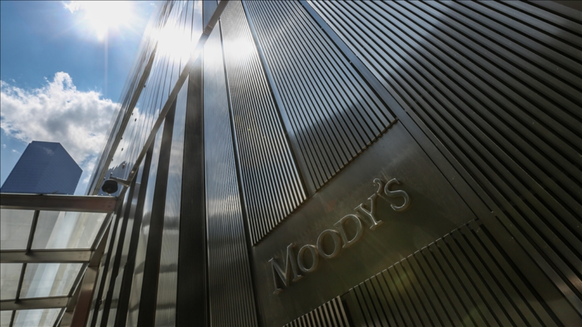 Moody’s, ABD’nin kredi notunu düşürdü