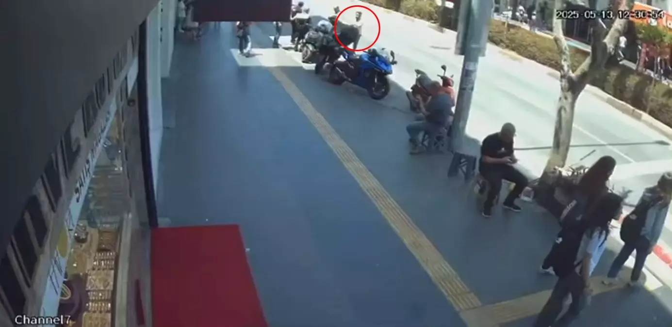 Motosiklet Sürücüsü Polisten Kaçtı