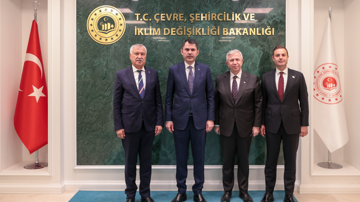 Murat Kurum, Mansur Yavaş, Zeydan Karalar ve Ahmet Akın ile bir araya geldi