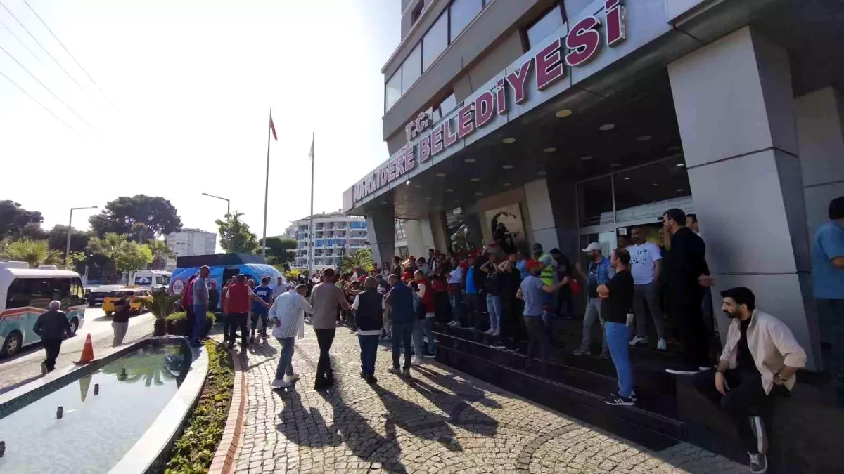 Narlıdere Belediyesi İşçileri Grevde