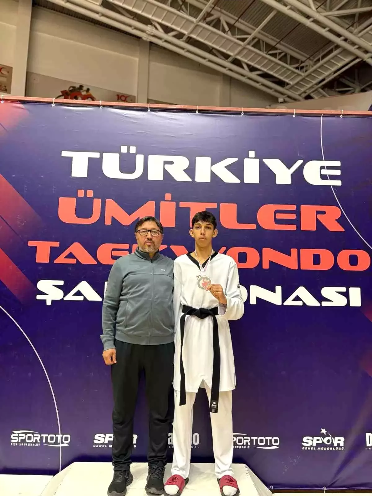 Nuri Şerbetçi Dünya Kupası İçin Bulgaristan’a Gitti