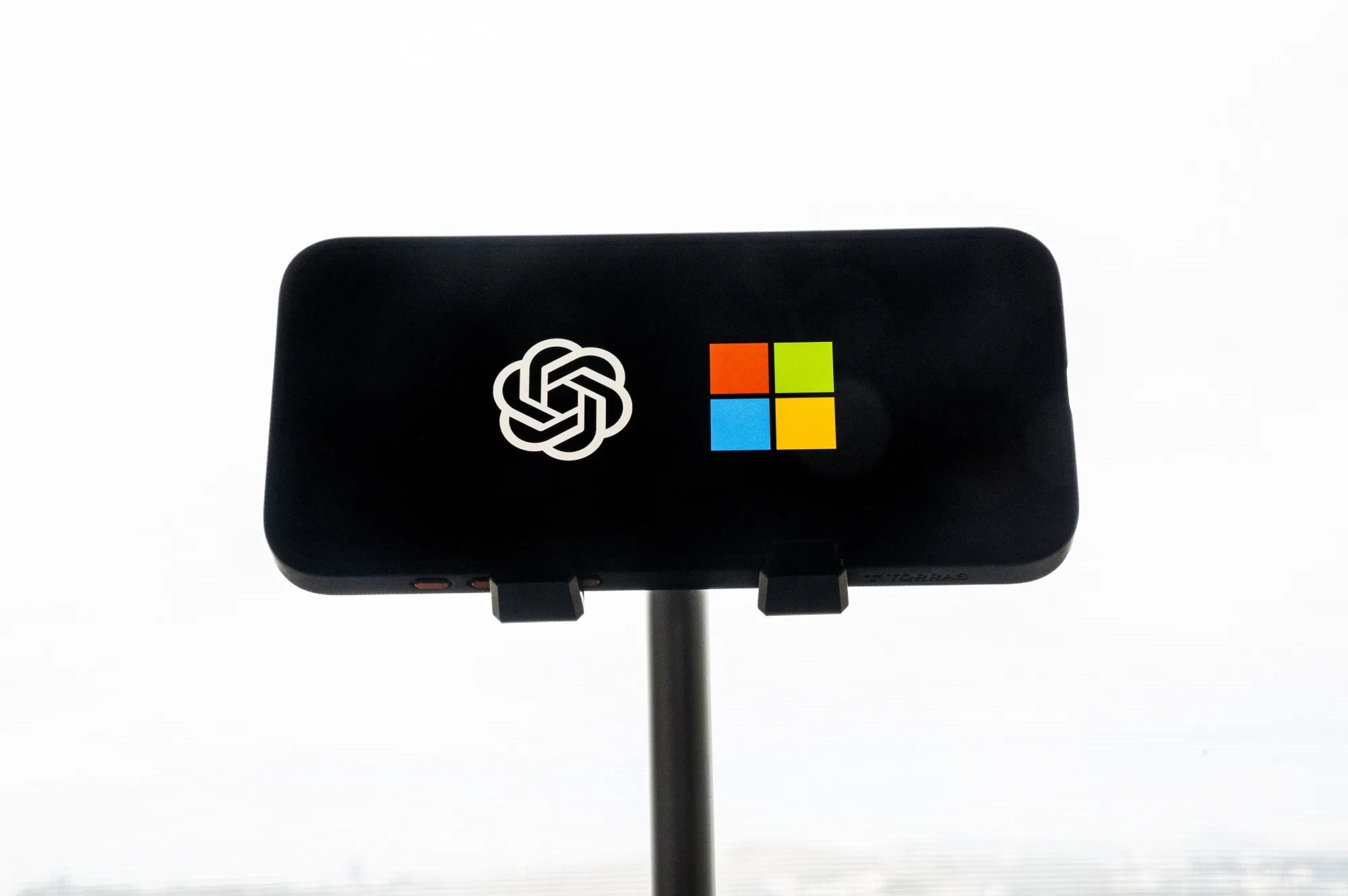 OpenAI, Microsoft’a yaptığı ödemeyi yarı yarıya azaltıyor