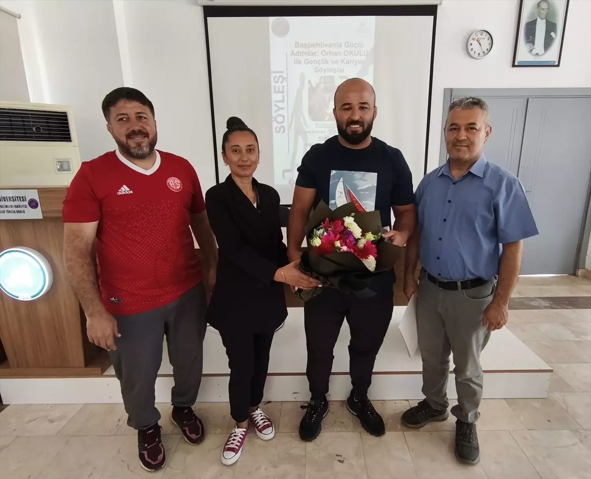 Orhan Okulu Öğrencilerle Buluştu