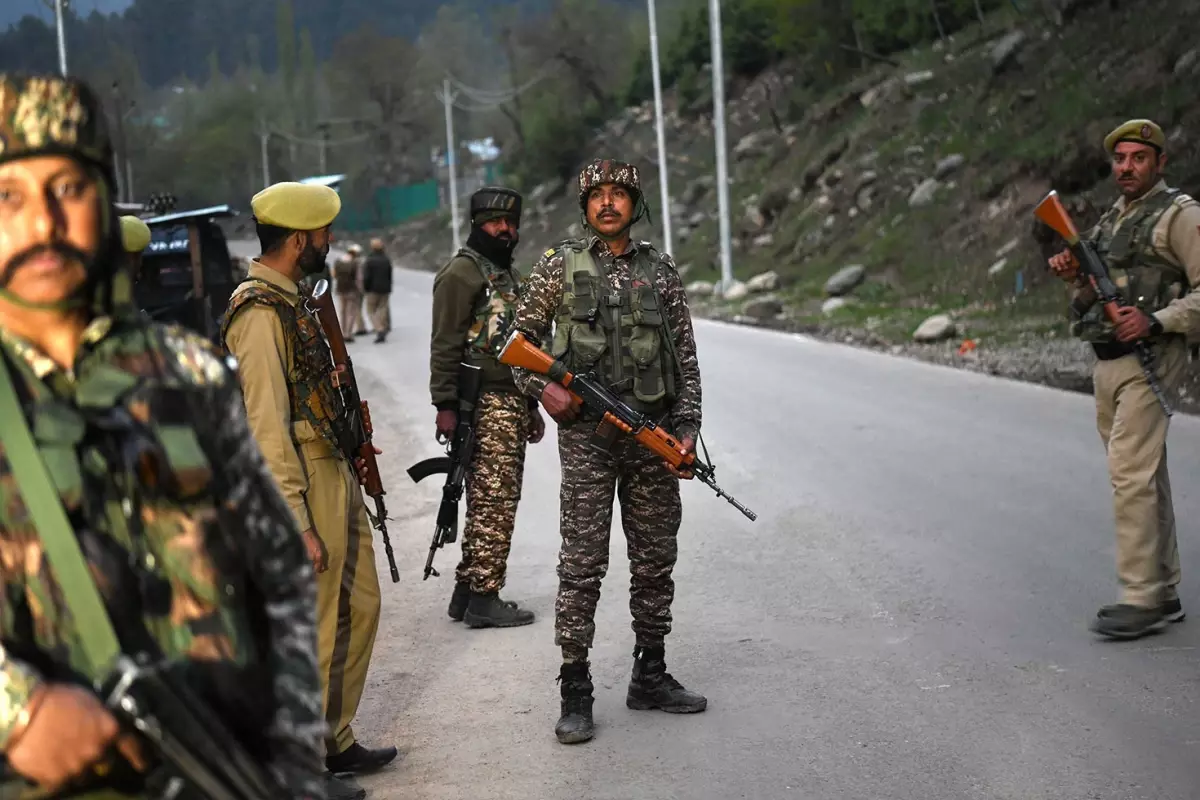 Pakistan, Hindistan’a Tepki Gösterdi