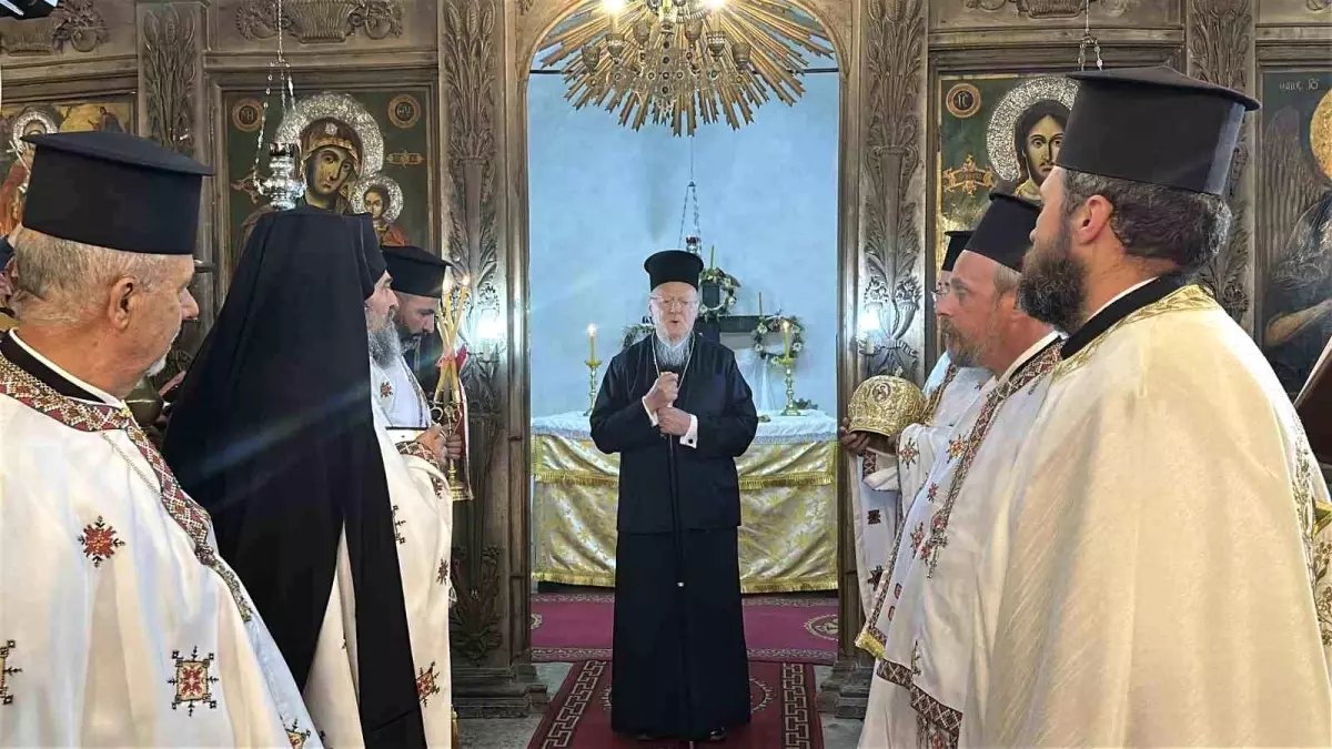 Papaz Malliaris Terfi Etti
