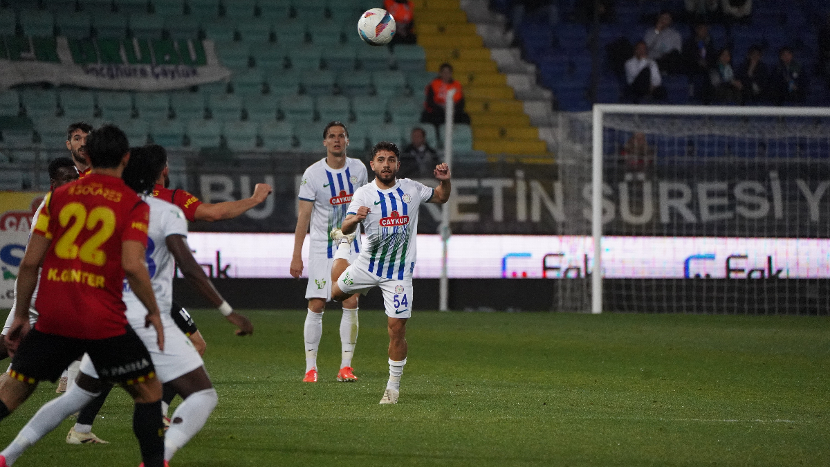 Rizespor, Göztepe’yi yenerek ligde kalmayı başardı