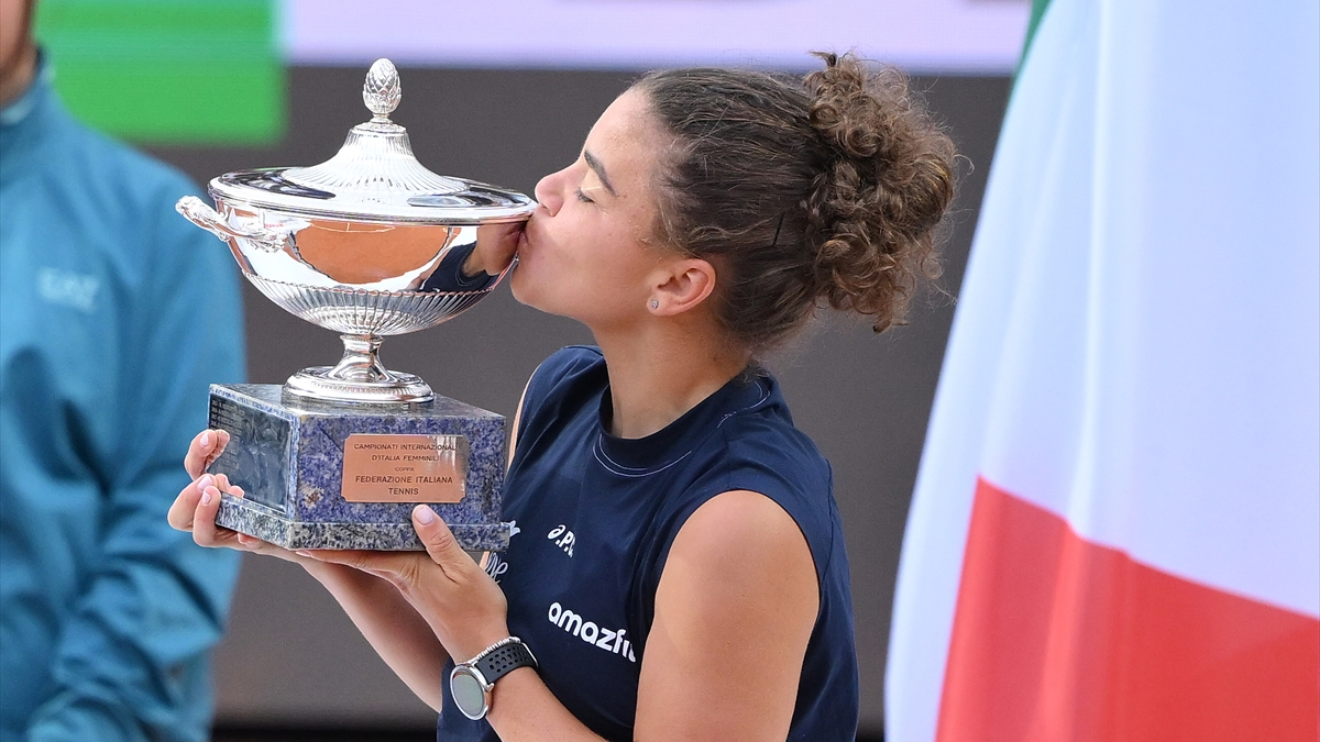 Roma Açık Tenis Turnuvası’nda tek kadınlarda Jasmine Paolini şampiyon oldu