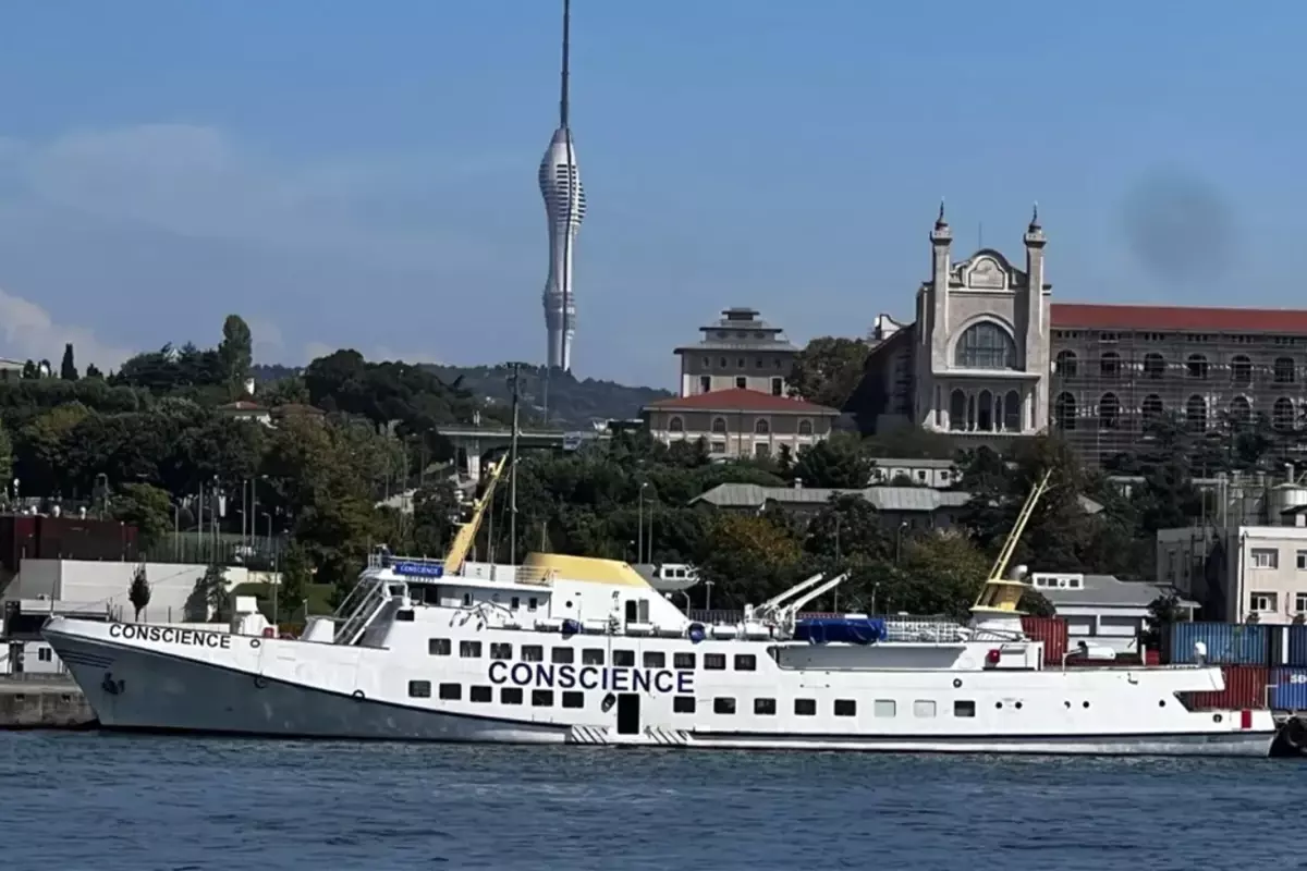 Saldırıya uğrayan geminin Türk mürettebatı ülkeye döndü