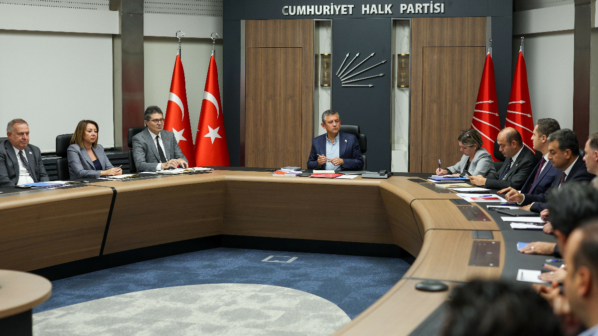 Saldırıya uğrayan Özgür Özel’den koruma zafiyeti iddialarına yanıt