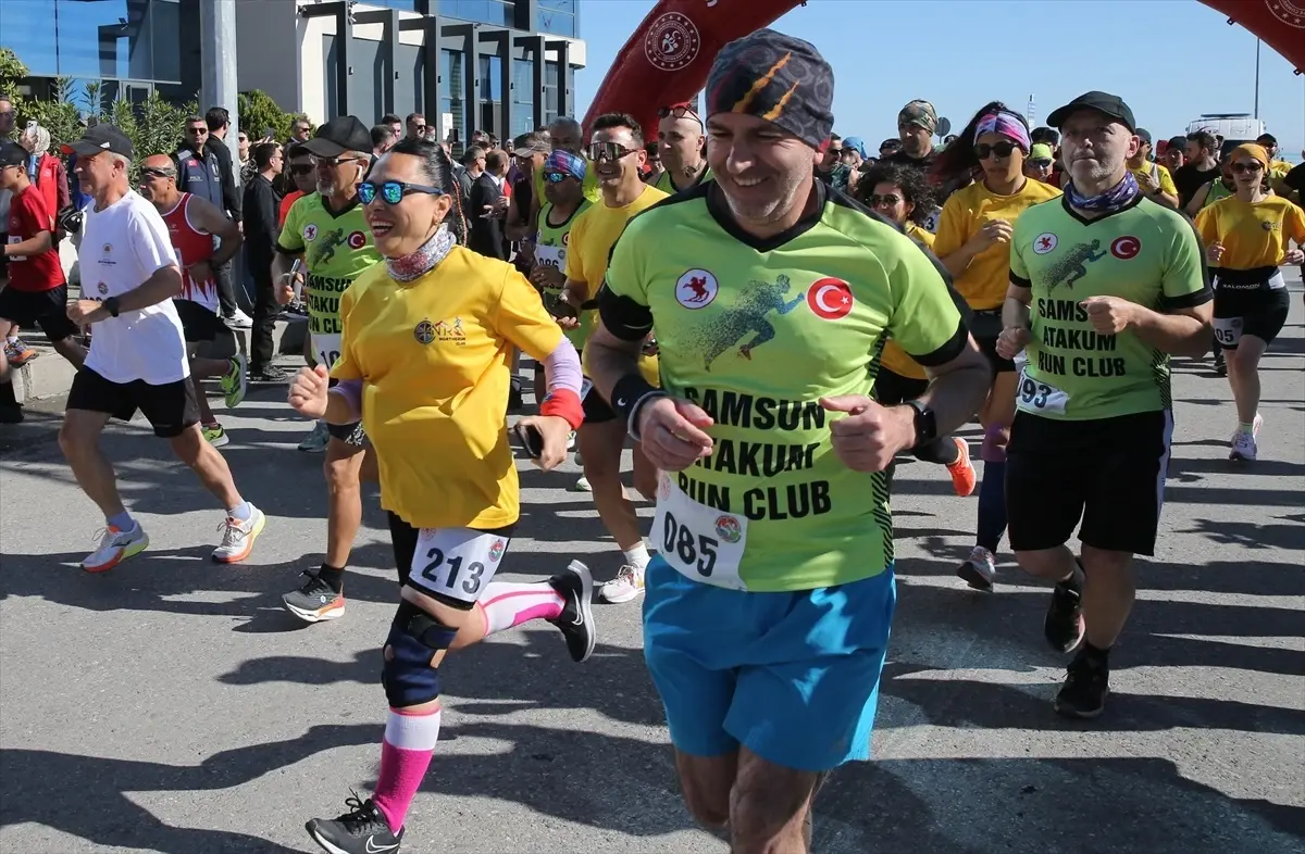 Samsun’da 19 Mayıs Yarı Maratonu başladı