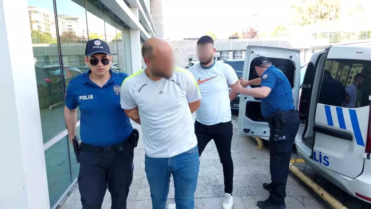 Samsun’da Otomobil Yangını: 2 Tutuklama
