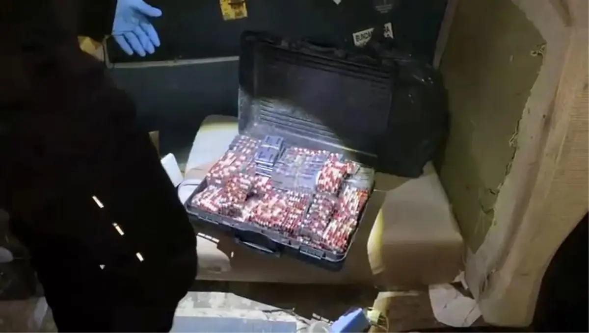 Samsun’da Uyuşturucu Operasyonu: 15 Bin Ecza Ele Geçirildi