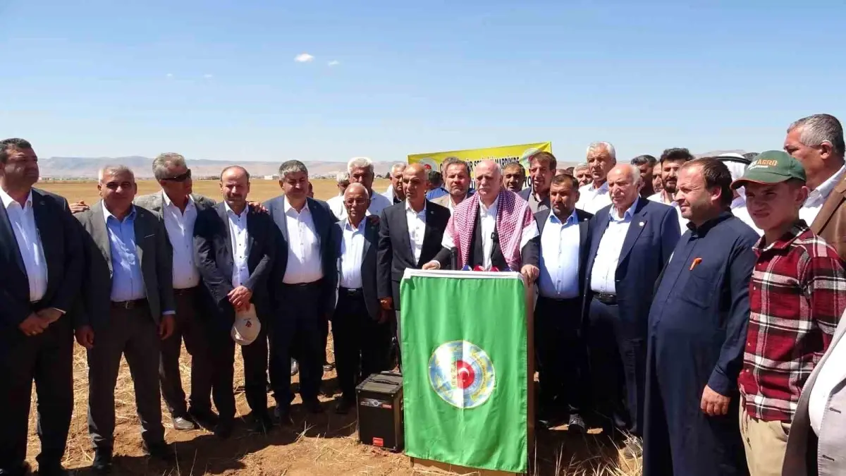 Şemsi Bayraktar Mardin’de Çiftçi Sorunlarını Gündeme Getirdi