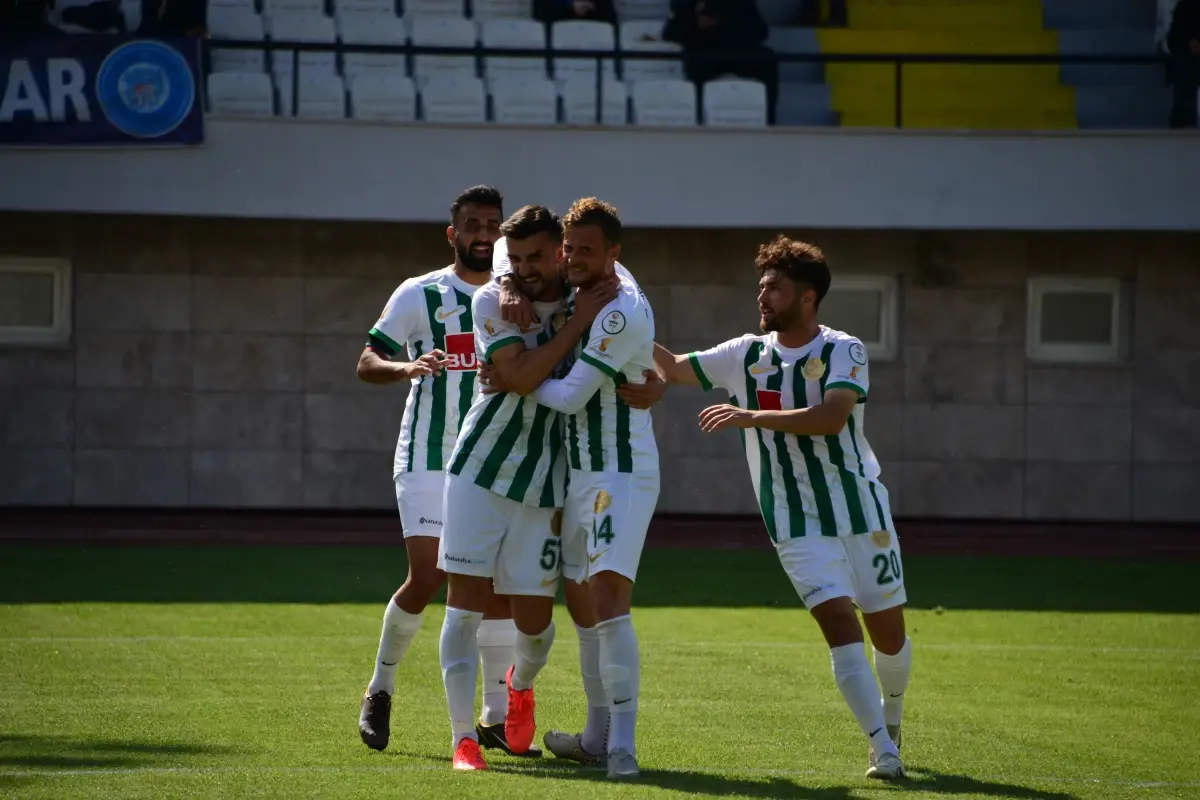 Serik Belediyespor, Erbaaspor’u 6-0 Mağlup Etti