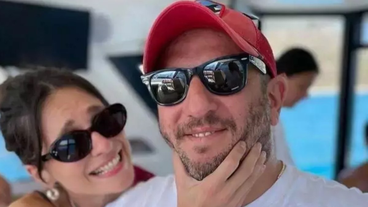 Serkan Keskin ve Meriç Aral işlere bebek molası verdi