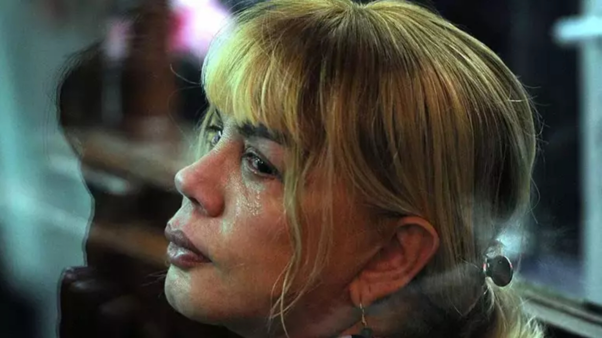 Sezen Aksu dostu Sırrı Süreyya Önder’i kaybettikten sonra saçlarını kesti
