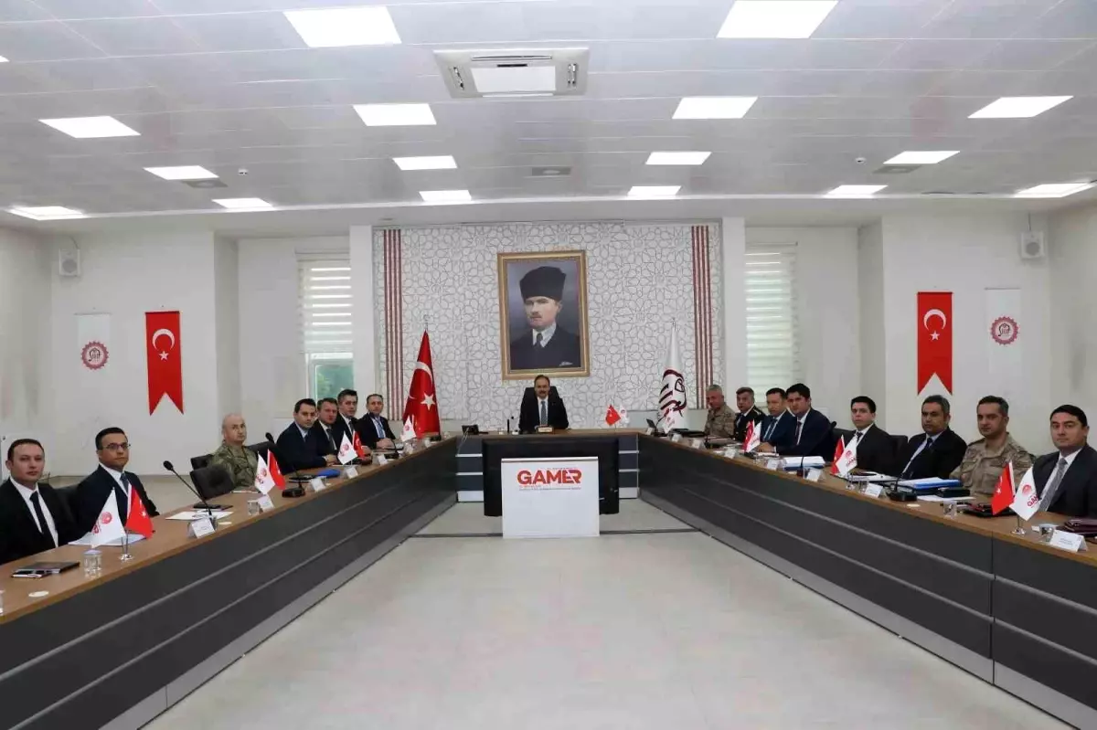 Siirt’te Terörle Mücadele Ve Güvenlik Toplantısı