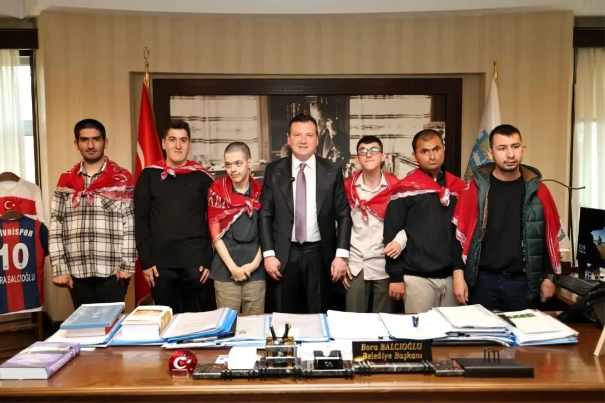 Silivri Belediye Başkanı, Temsili Askerlik Görevine Uğurladı