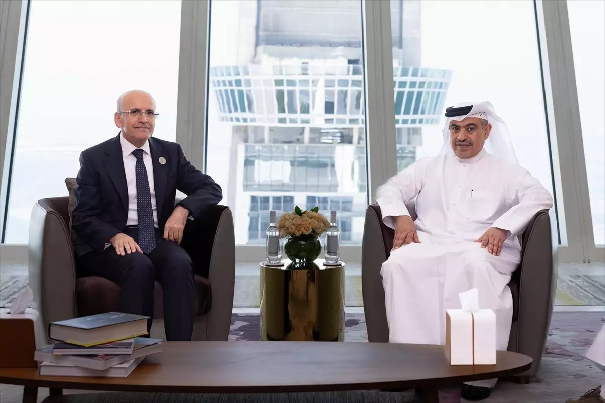Şimşek Doha’da Yatırım Fırsatlarını Tanıttı