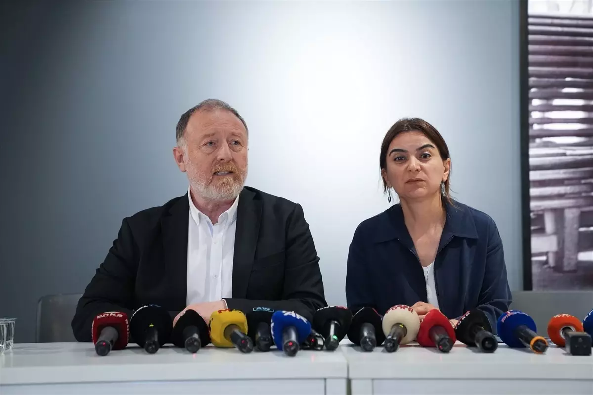 Sırrı Süreyya Önder’e Taziye