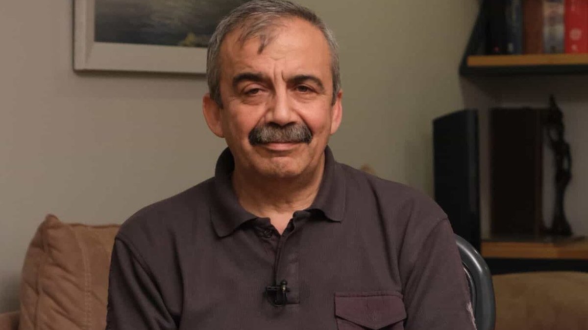 Sırrı Süreyya Önder’in hafızalara kazınan anları